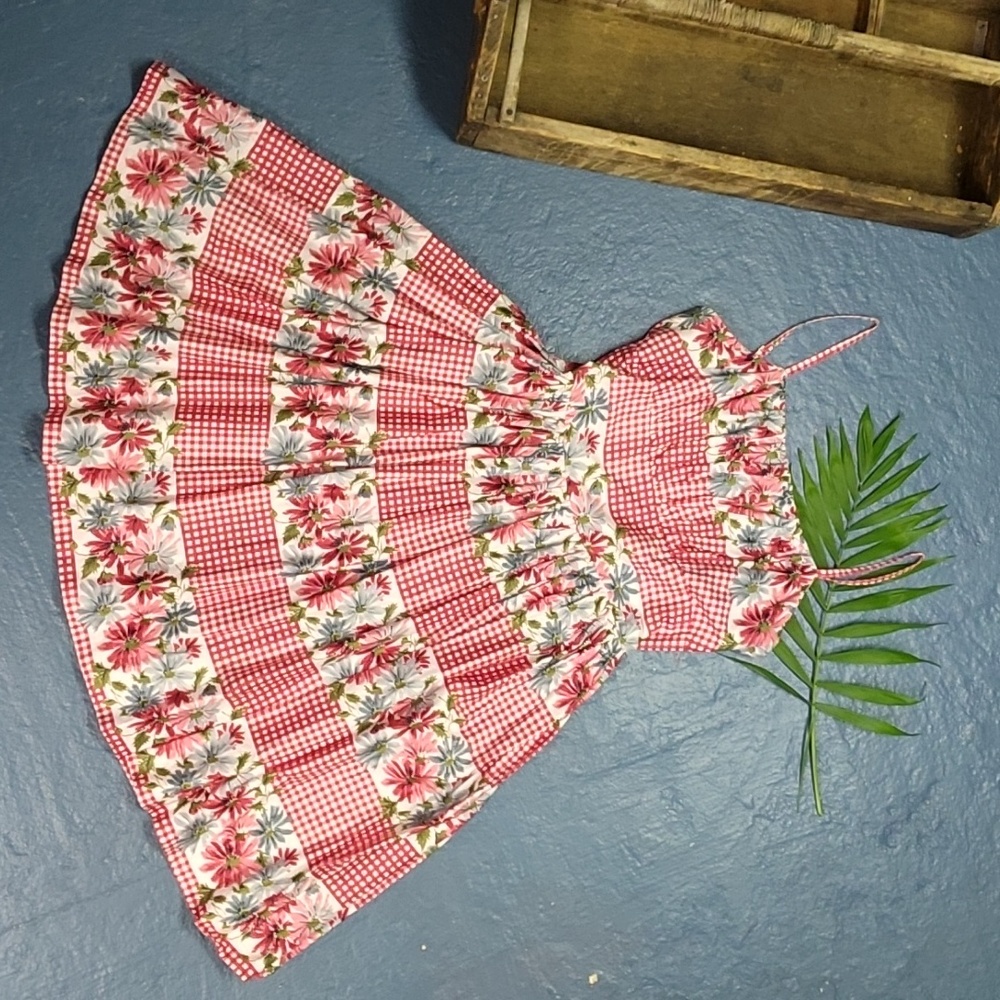 Retrospect'ed Clothing Vintage Dress